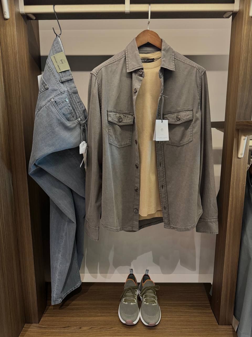 Shirt Richard J. Brown