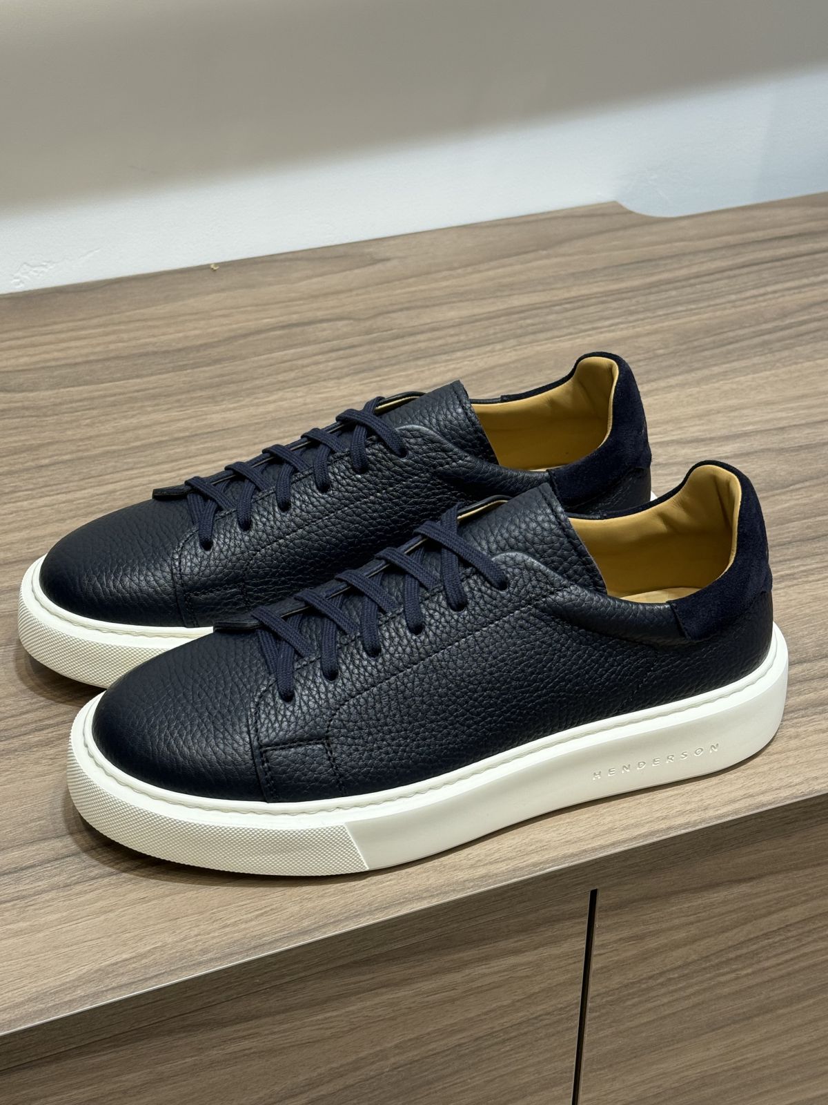 Кеди Henderson Baracco