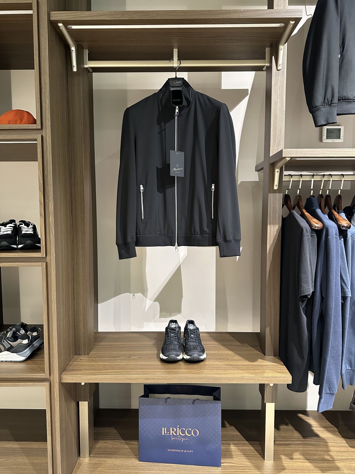 Бомбер Montecore